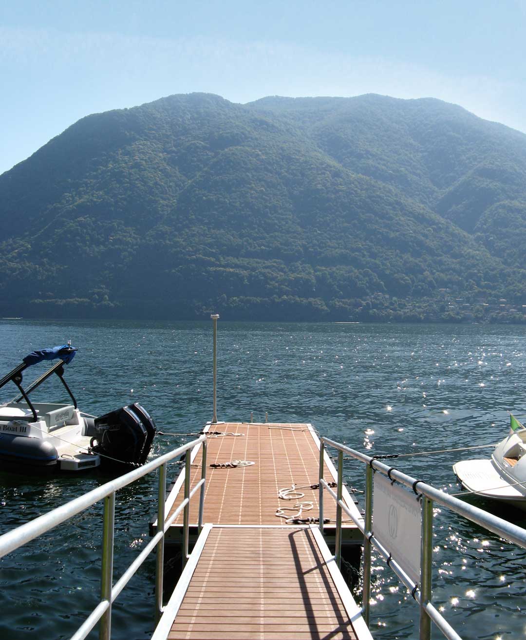 Pontile privato di Telos Boats per la partenza barche in sicurezza lontano dai punti più trafficati